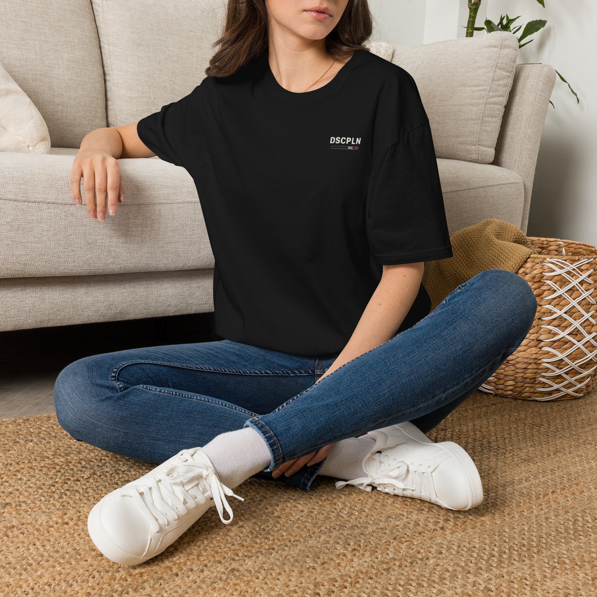 Minimal 'DSCPLN' Chest Logo T-Shirt — Casual Unisex Graphic Tee