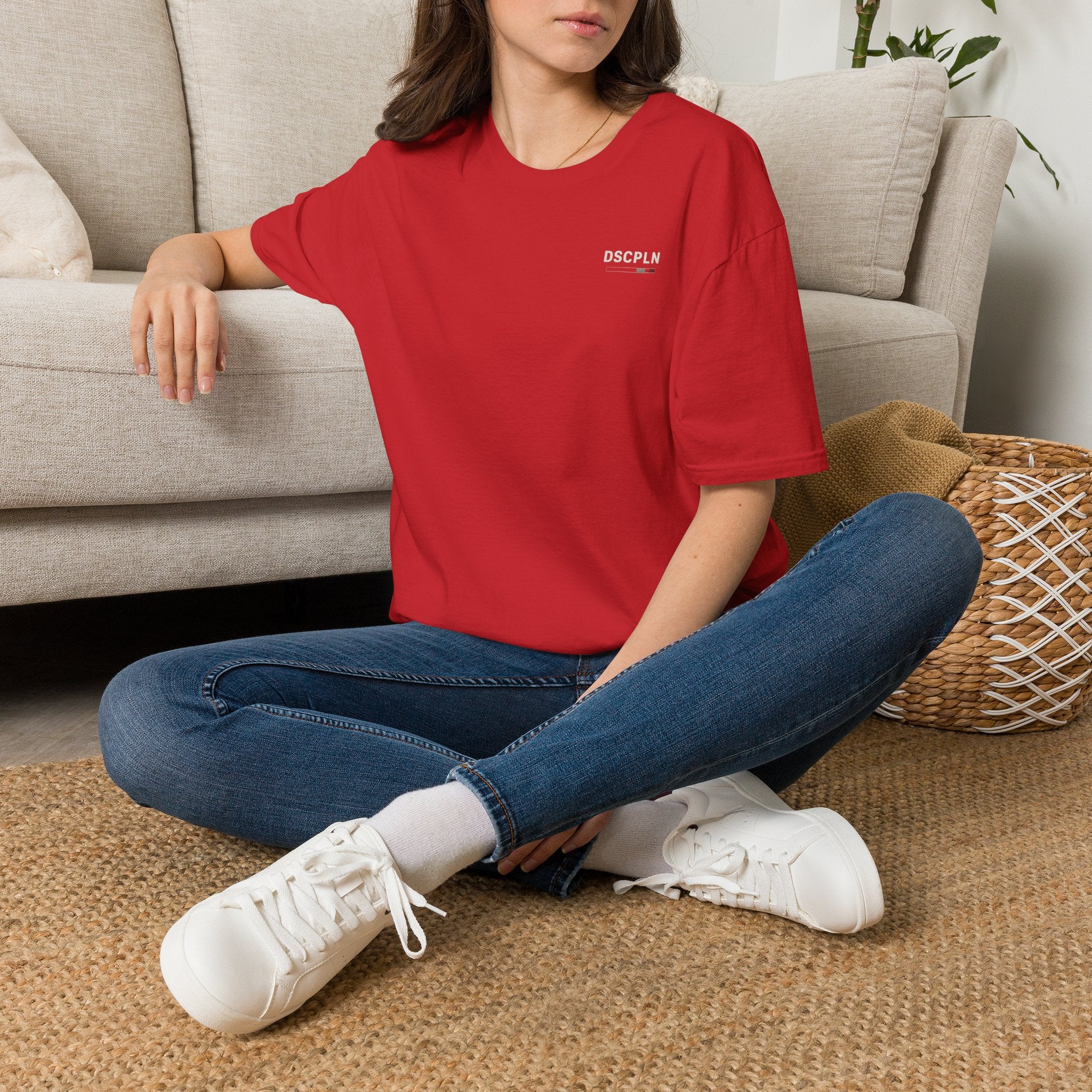 Minimal 'DSCPLN' Chest Logo T-Shirt — Casual Unisex Graphic Tee