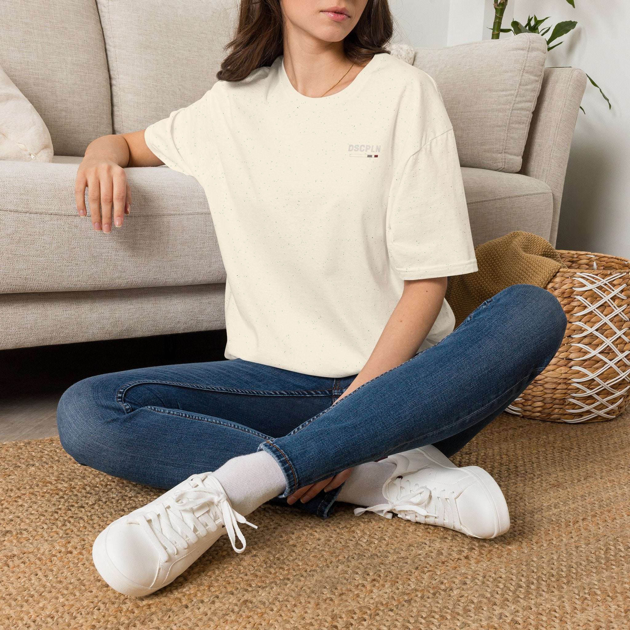 Minimal 'DSCPLN' Chest Logo T-Shirt — Casual Unisex Graphic Tee