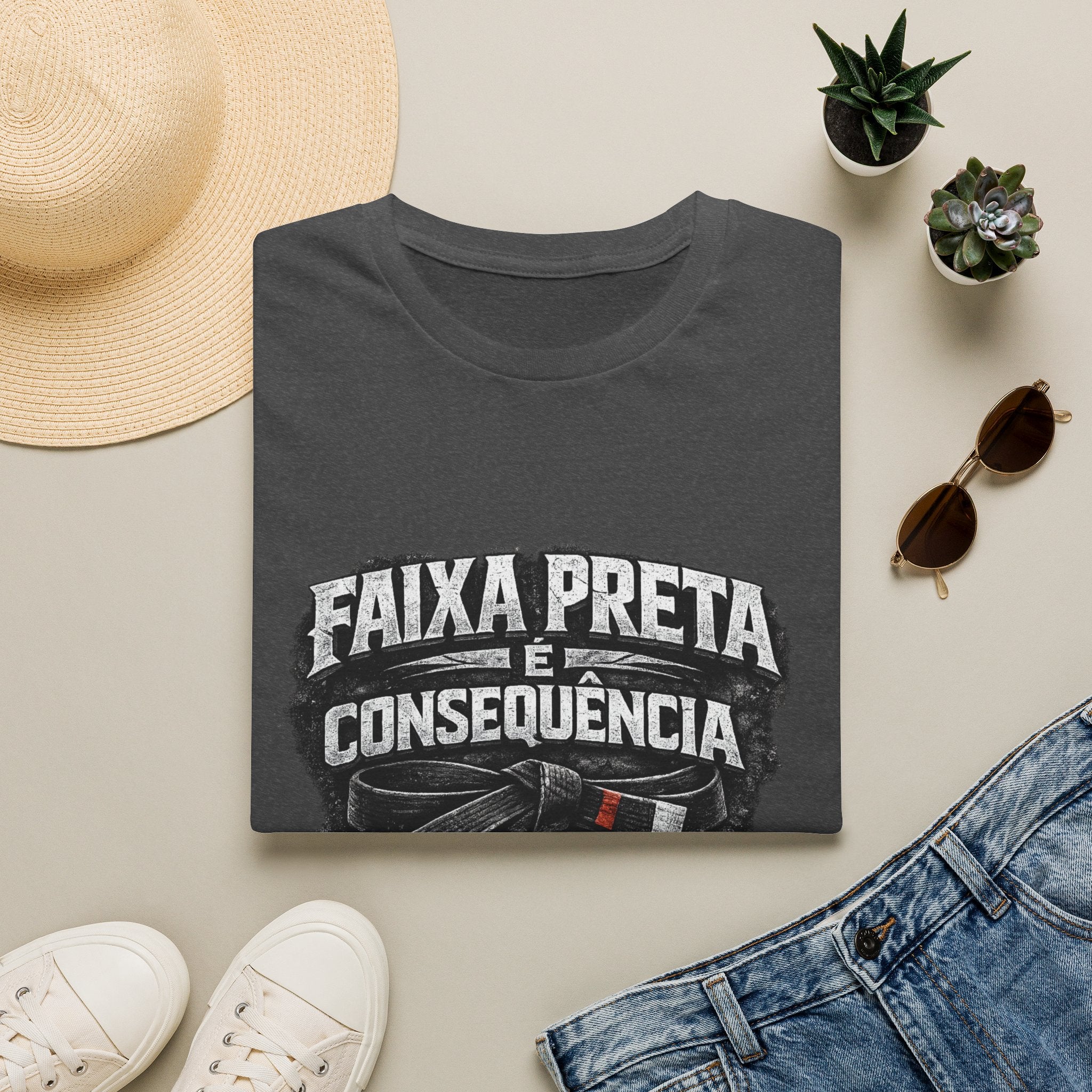 Faixa Preta é Consequência T-Shirt